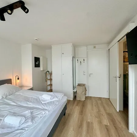 Gina - 200m Vom In Büsum